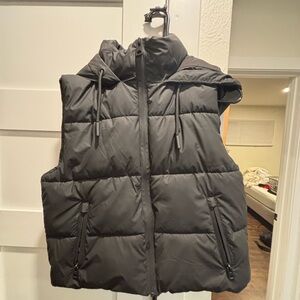 Zara Black Puffer Vest